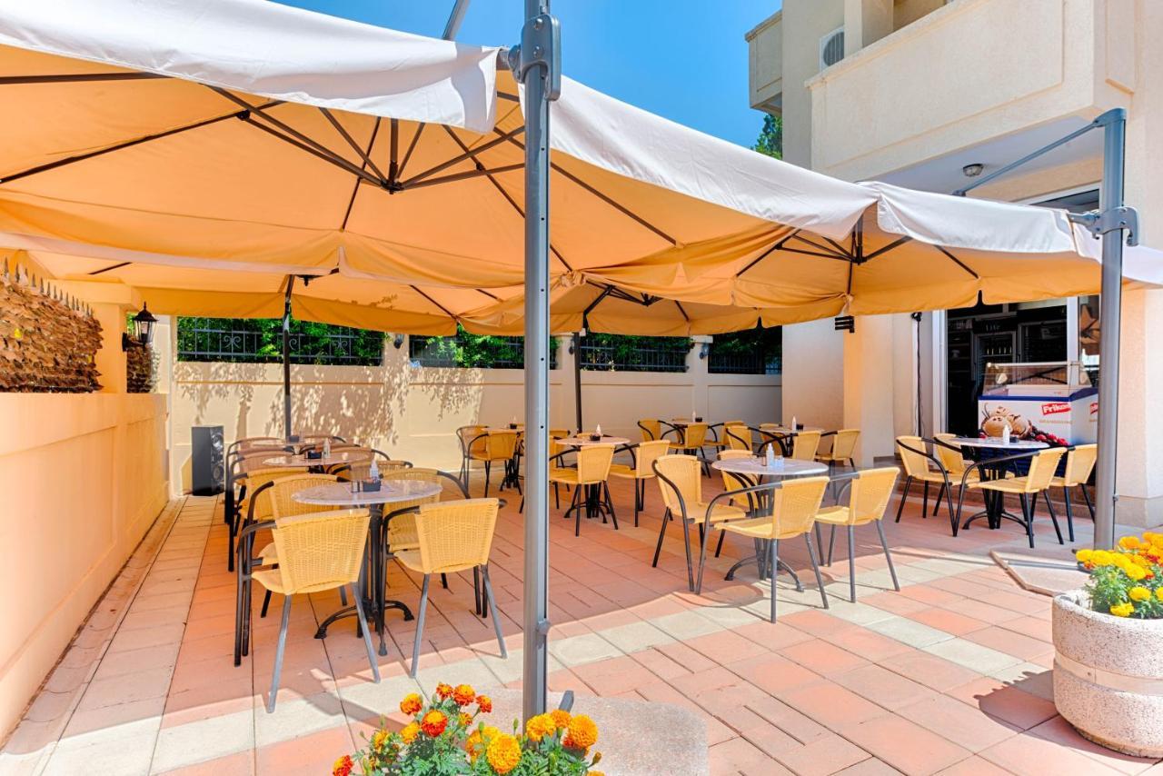 Hotel Dana Čanj Exteriér fotografie