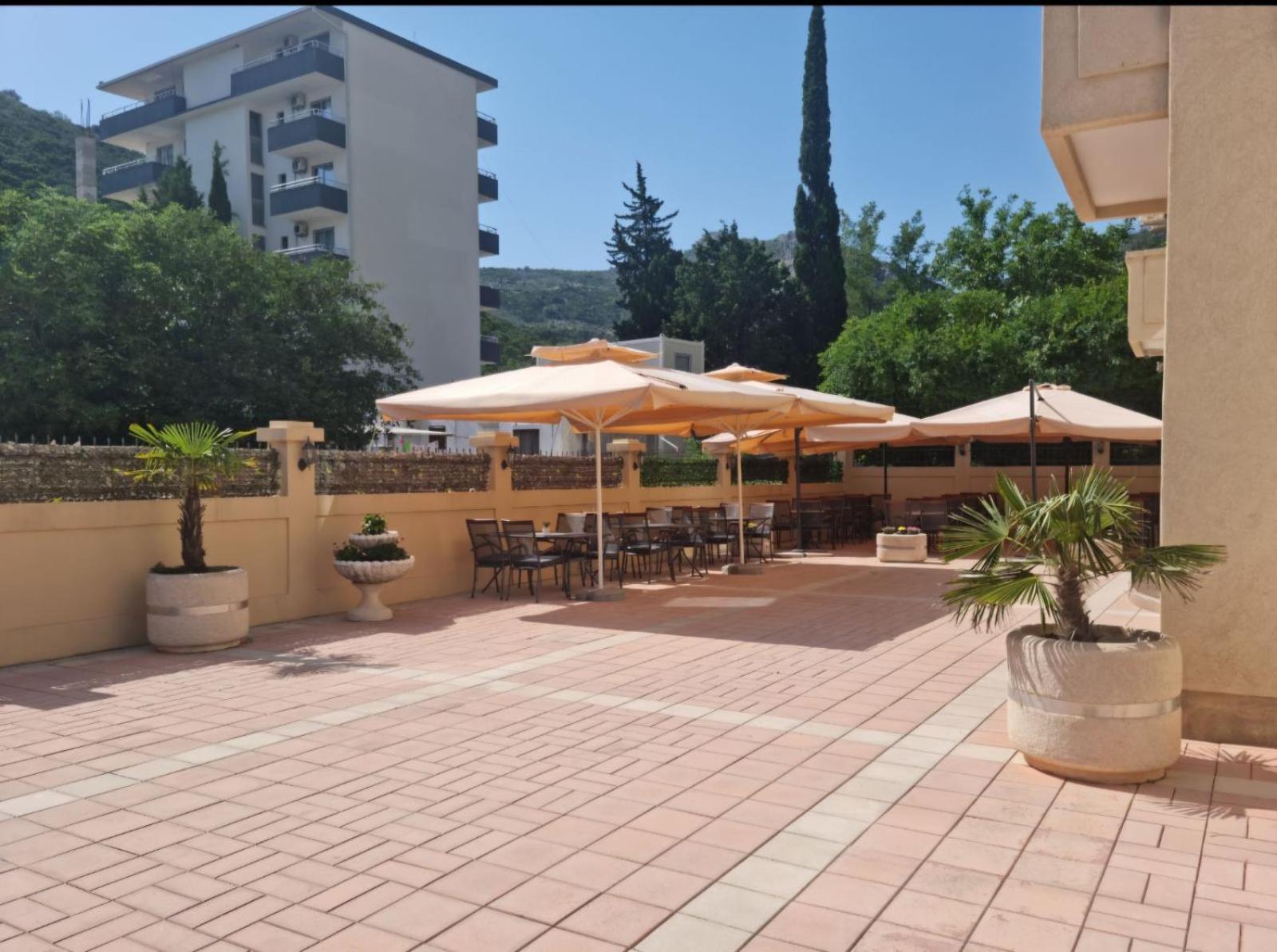 Hotel Dana Čanj Exteriér fotografie