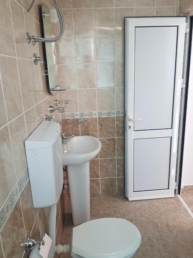 Hotel Dana Čanj Exteriér fotografie